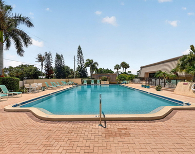 1800 Se Saint Lucie Boulevard - Photo Thumbnail 47