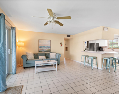 249 Center Street - Photo Thumbnail 12