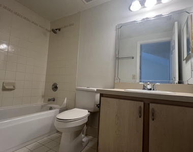 735 Sw 148th Avenue - Photo Thumbnail 7