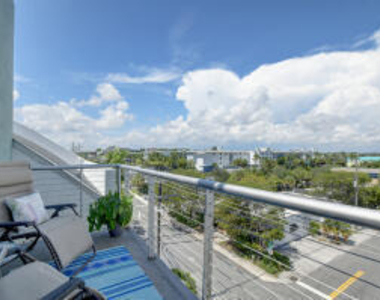 185 Ne 4th Avenue - Photo Thumbnail 14