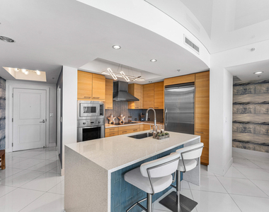 1 N Ocean Boulevard - Photo Thumbnail 12
