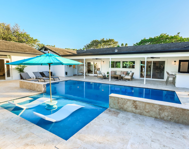 3127 Sherwood Boulevard - Photo Thumbnail 24