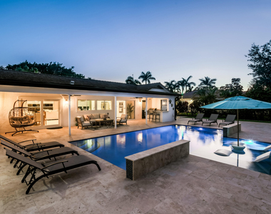 3127 Sherwood Boulevard - Photo Thumbnail 25