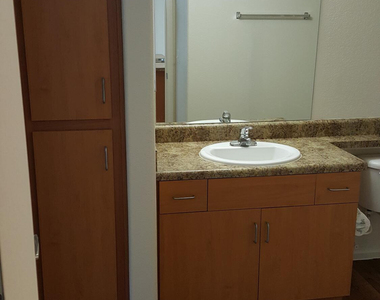 110 W Bell Road - Photo Thumbnail 7