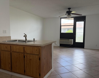 2771 Riverside Drive - Photo Thumbnail 9