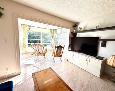 9440 Sw 8th Street - Photo Thumbnail 9