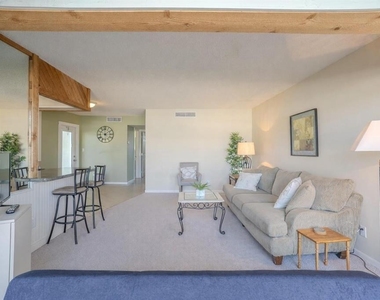 2731 Ne 14th Street - Photo Thumbnail 3
