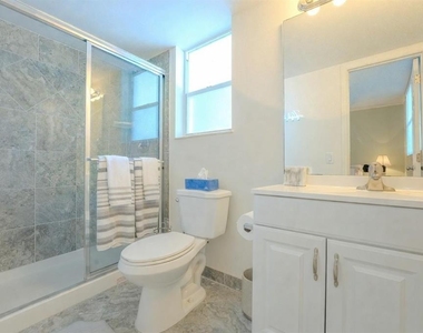 2731 Ne 14th Street - Photo Thumbnail 12