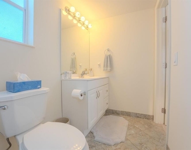 2731 Ne 14th Street - Photo Thumbnail 13