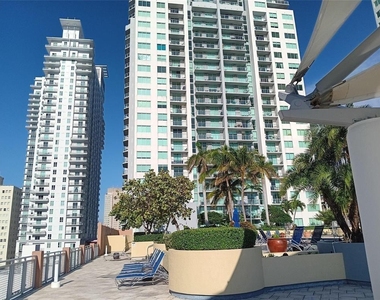 244 Biscayne Boulevard - Photo Thumbnail 17
