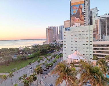 244 Biscayne Boulevard - Photo Thumbnail 19