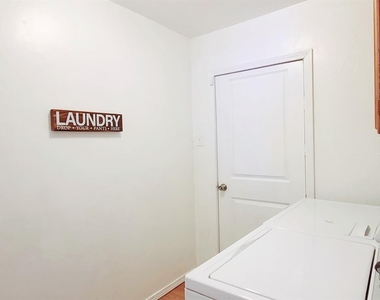 3512 N Holman Court - Photo Thumbnail 30