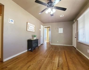 3512 N Holman Court - Photo Thumbnail 12