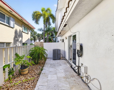 3221 Ne 15th Street - Photo Thumbnail 13
