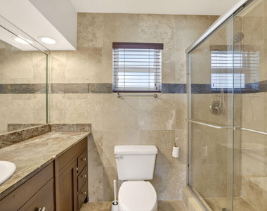3221 Ne 15th Street - Photo Thumbnail 20