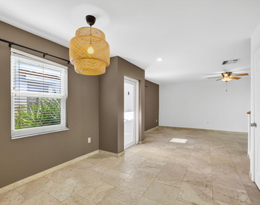 3221 Ne 15th Street - Photo Thumbnail 7
