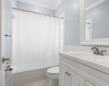 246 Iris Drive - Photo Thumbnail 18