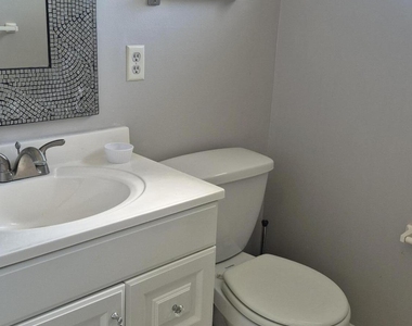 2805 Crosley Drive E - Photo Thumbnail 14