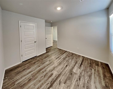 3617 Maggie Road - Photo Thumbnail 12