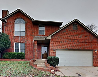 605 Knights Bridge Road - Photo Thumbnail 1