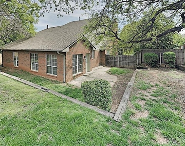 605 Knights Bridge Road - Photo Thumbnail 20