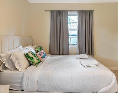 802 N J Street - Photo Thumbnail 22