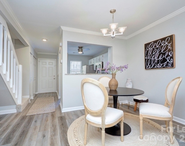 8268 Golf Ridge Drive - Photo Thumbnail 7