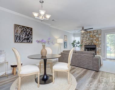 8268 Golf Ridge Drive - Photo Thumbnail 9
