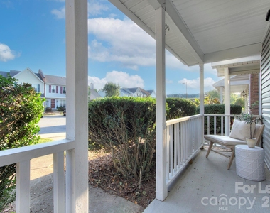 8268 Golf Ridge Drive - Photo Thumbnail 3
