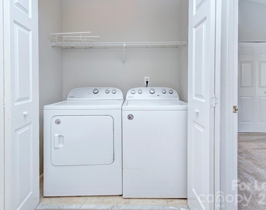 8268 Golf Ridge Drive - Photo Thumbnail 21