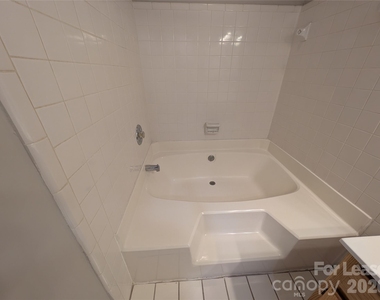 5001 Sharon Road - Photo Thumbnail 22