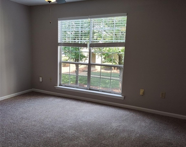 5001 Sharon Road - Photo Thumbnail 18