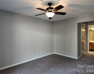 5001 Sharon Road - Photo Thumbnail 16