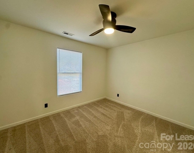 340 Zander Woods Court - Photo Thumbnail 13