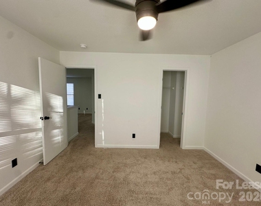 340 Zander Woods Court - Photo Thumbnail 17