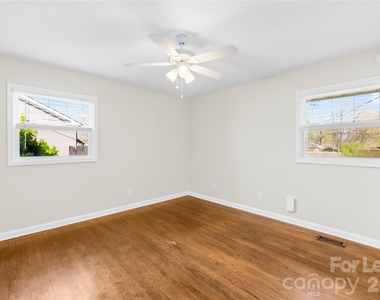 4033 Woodgreen Terrace - Photo Thumbnail 13