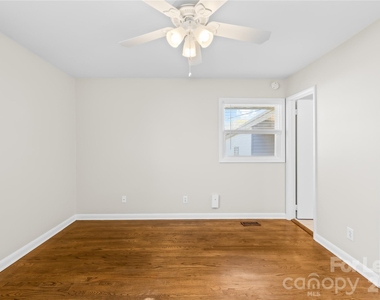 4033 Woodgreen Terrace - Photo Thumbnail 14