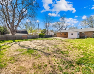 4033 Woodgreen Terrace - Photo Thumbnail 21