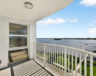 3901 S Flagler Drive - Photo Thumbnail 23