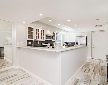3901 S Flagler Drive - Photo Thumbnail 4