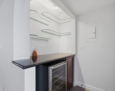 3901 S Flagler Drive - Photo Thumbnail 3