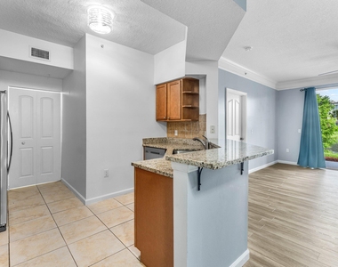 10106 W Myrtlewood Cir Circle W - Photo Thumbnail 5
