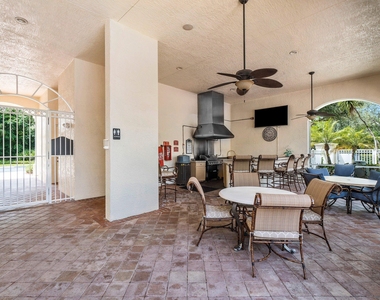 10106 W Myrtlewood Cir Circle W - Photo Thumbnail 25