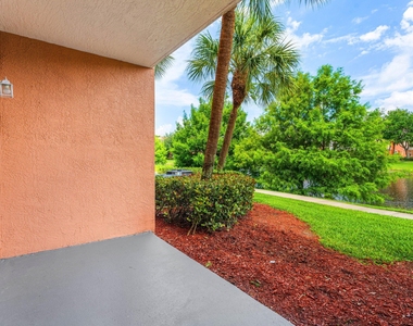 10106 W Myrtlewood Cir Circle W - Photo Thumbnail 18