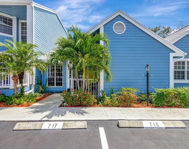 716 Ocean Dunes Circle - Photo Thumbnail 7