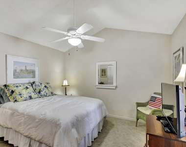 716 Ocean Dunes Circle - Photo Thumbnail 31