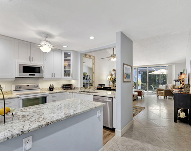 716 Ocean Dunes Circle - Photo Thumbnail 11