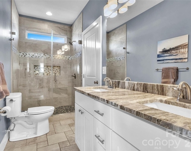 1708 W Dolphin Drive - Photo Thumbnail 13