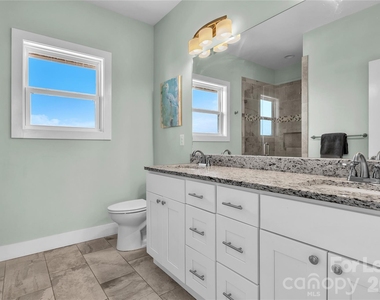 1708 W Dolphin Drive - Photo Thumbnail 17
