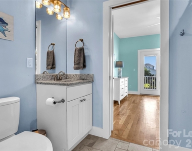 1708 W Dolphin Drive - Photo Thumbnail 21